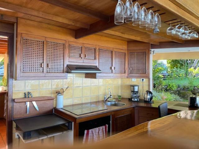 Villa O Vai Teahupoo Exteriör bild